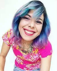 Medina, Leisha