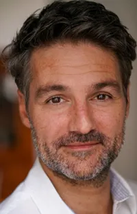 Maïnö, Michaël