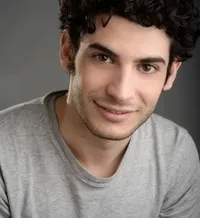 Gómez, Víctor